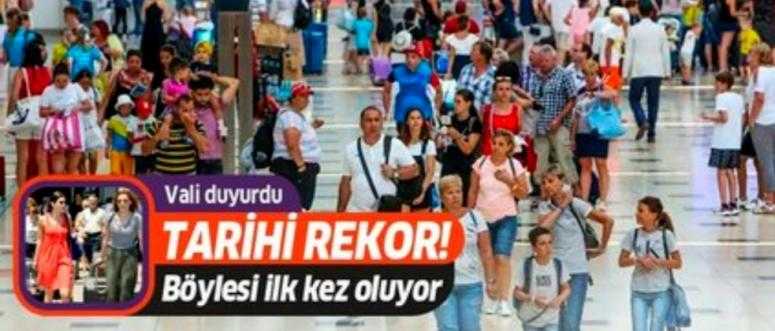 Antalya Valisi tarihi rekoru duyurdu: 15 milyon turist geldi