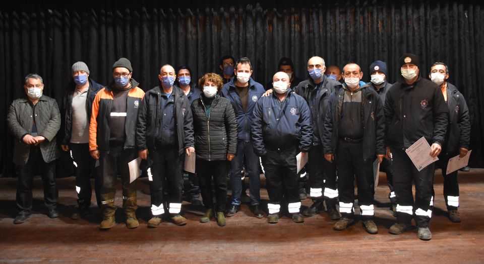 Bursa Gemlikte belediye işçileri yeterliliklerine kavuştu