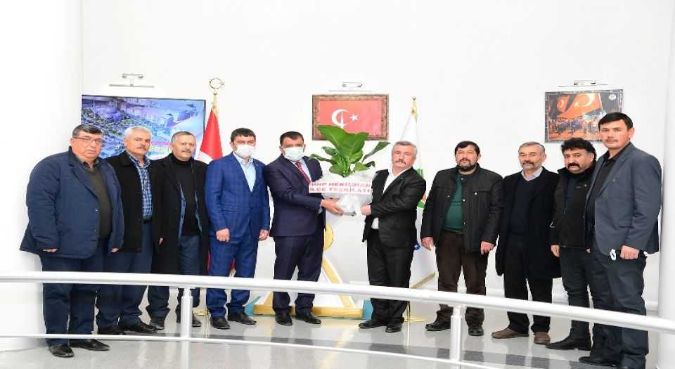 Malatya Hekimhan MHPden Başkan Gürkana ziyaret
