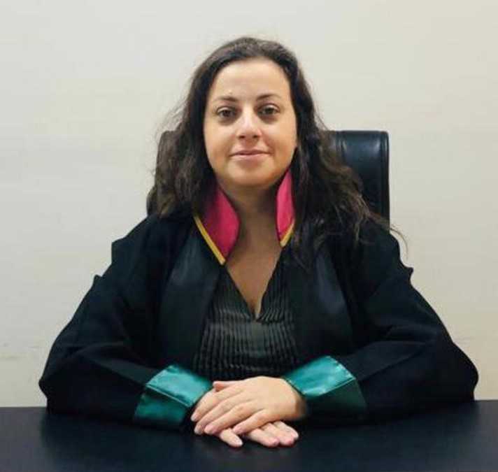 Avukatı falçatayla rehin alan sanığa 6 yıl 8 ay hapis cezası