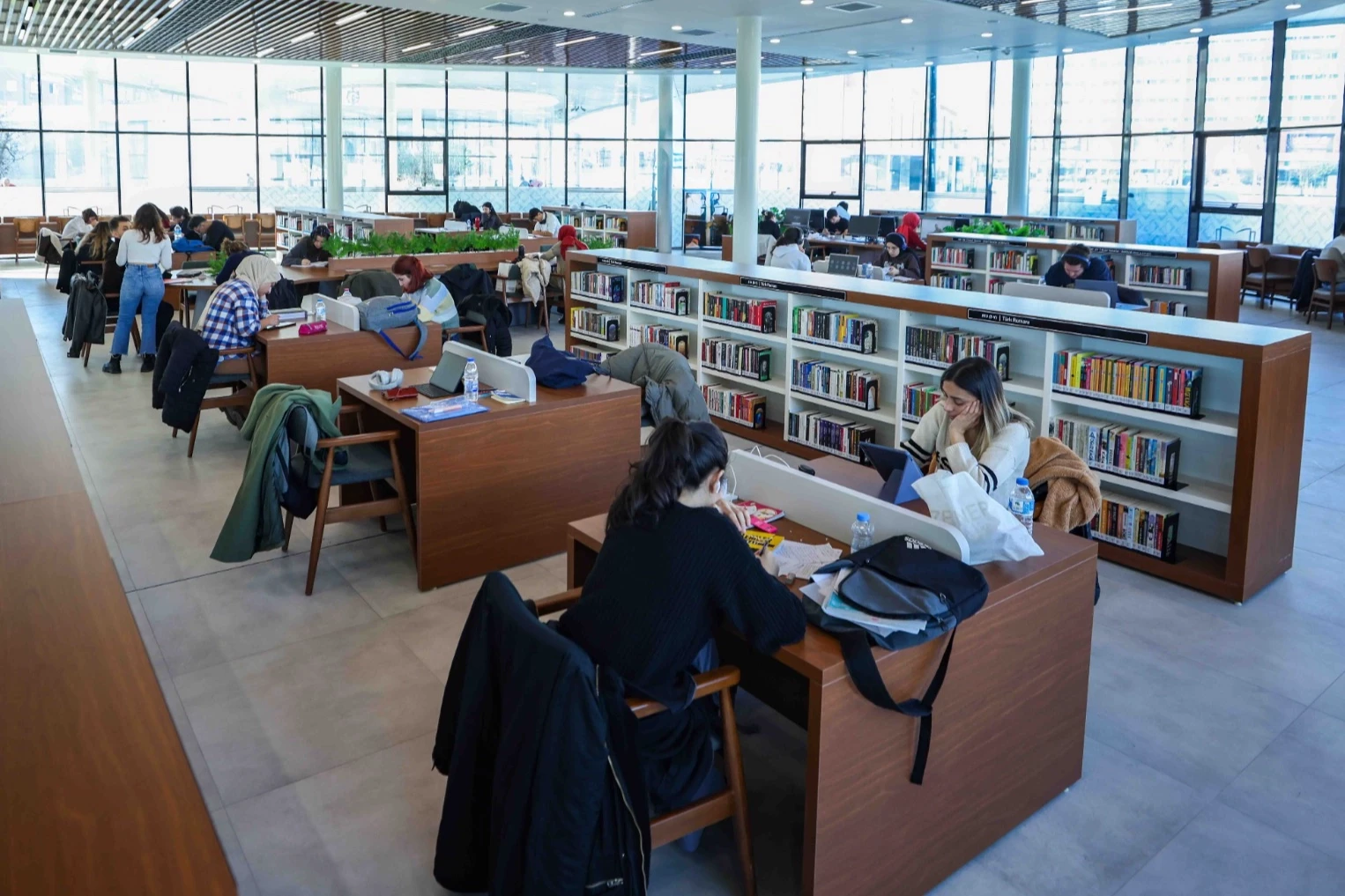 Büyükşehir’le harflerin renkli dünyasına yolculuk